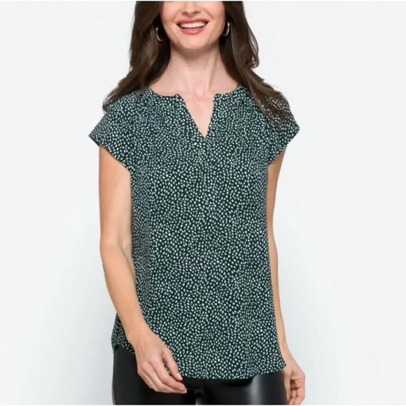 41 HAWTHORN Top Plus 2X Dark Green Dotted V-neck Chiffon Short Sleeve Blouse - Picture 1 of 4